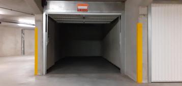 Ondergrondse afgesloten garage te koop