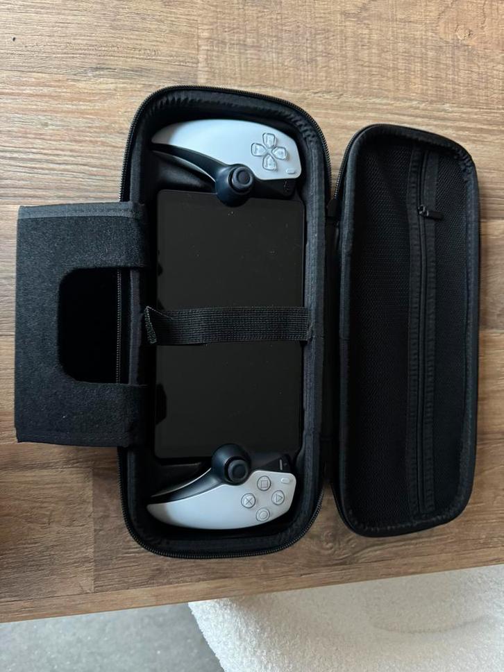 Playstation portal, Games en Spelcomputers, Games | Sony PlayStation Portable, Zo goed als nieuw, Ophalen