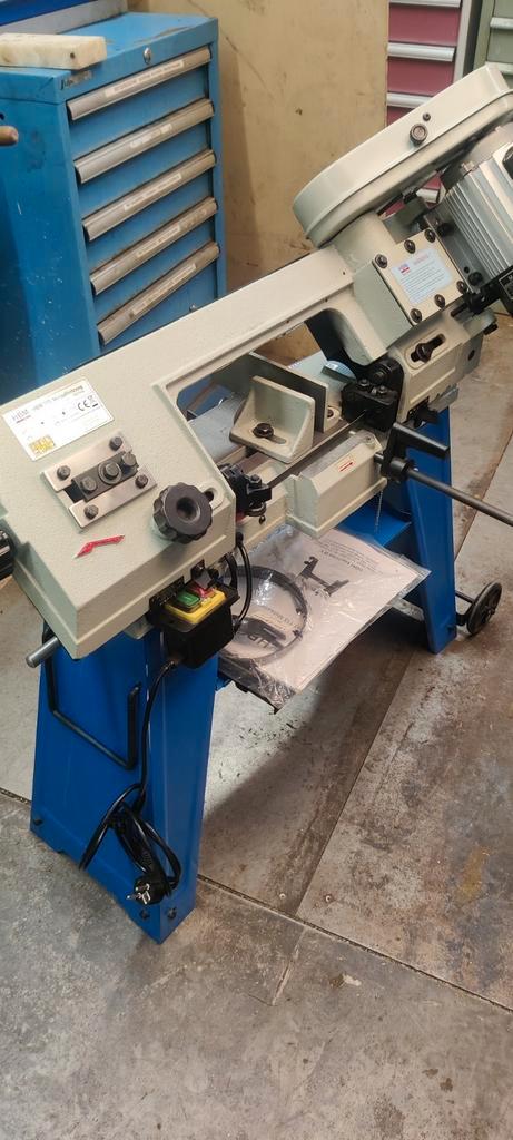 bandzaagmachine 220v absoluut nieuwstaat extra zaag en tafel, Doe-het-zelf en Bouw, Gereedschap | Zaagmachines, Zo goed als nieuw