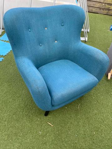 Brede fauteuil beschikbaar voor biedingen