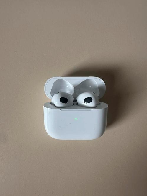 Airpods 3 nieuw, Telecommunicatie, Mobiele telefoons | Oordopjes, Zo goed als nieuw, Ophalen of Verzenden