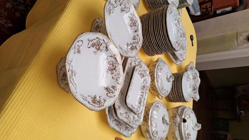 MOOI SERVIES P.REGOUT Maastricht ORTUS, Antiek en Kunst, Antiek | Keramiek en Aardewerk, Ophalen