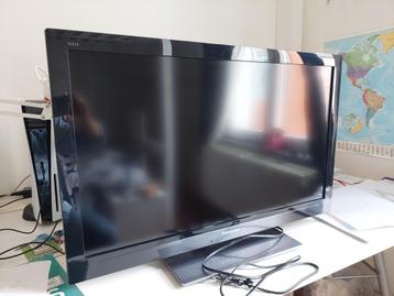 TV PANASONIC 32" = 81 cm bon état de fonctionnement disponible aux enchères