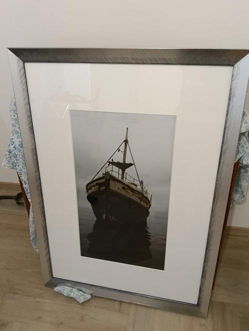 Ingekaderde kunstfoto Juan Kiti, Antiek en Kunst, Kunst | Tekeningen en Fotografie, Ophalen