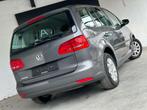 Volkswagen Touran 1.2 TSI * 1ER PROP + CLIM AUTO + 7PLACES *, Auto's, Voorwielaandrijving, Euro 5, Gebruikt, Zwart