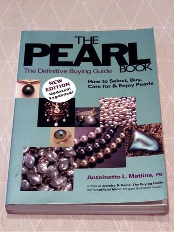 The Pearl Book. beschikbaar voor biedingen