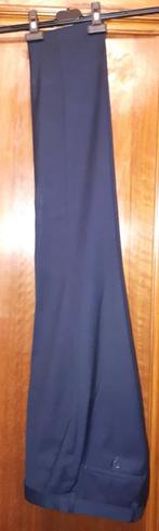 Jurkbroek voor jonge heren maat 38 donkerblauw, Kleding | Heren, Broeken en Pantalons, Blauw, Ophalen of Verzenden, Gedragen, Brice