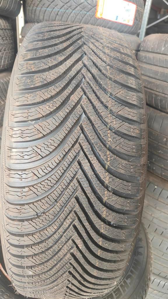 225/55r17 Michelin 50€ per stuk met montage 22555r17, Auto-onderdelen, Vrachtwagen-onderdelen, Ophalen of Verzenden