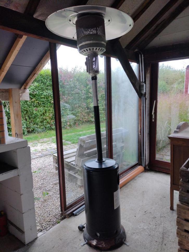 terrasverwarwer op gas/paddenstoel, Tuin en Terras, Terrasverwarmers, Gebruikt, Gas, Vloer, Draaibaar, Waterbestendig, Ophalen