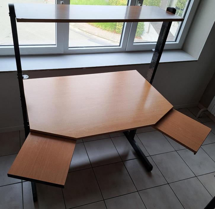 Bureau (verstelbare hoogte werkblad), Huis en Inrichting, Bureaus, Gebruikt, Bureau, In hoogte verstelbaar, Ophalen