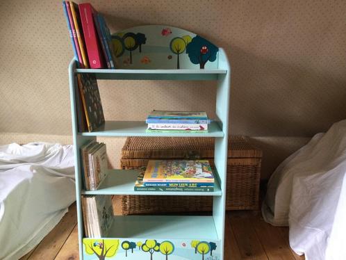 Bibliothèque enfant sur le thème de la nature, Enfants & Bébés, Chambre d'enfant | Commodes & Armoires