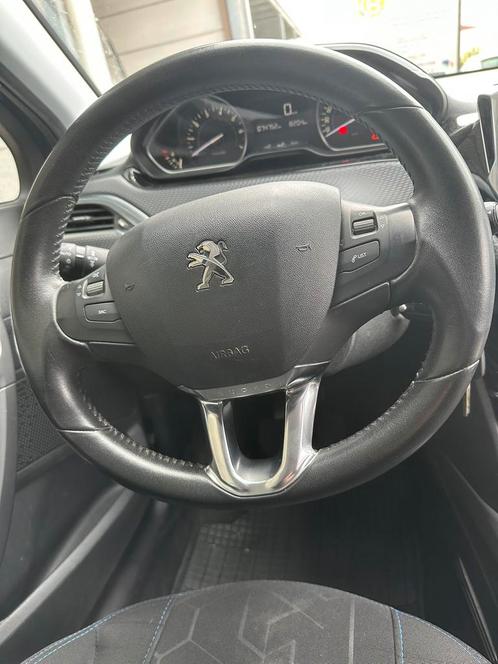 Peugeot 2008 1.2 PureTech Signature S, Auto's, Peugeot, Bedrijf, Bluetooth, Benzine, 5 deurs, Handgeschakeld, Ophalen