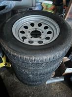 Pneus et jantes pour Suzuki Jimny, Auto-onderdelen, Banden en Velgen, Ophalen, Gebruikt, 15 inch, 205 mm