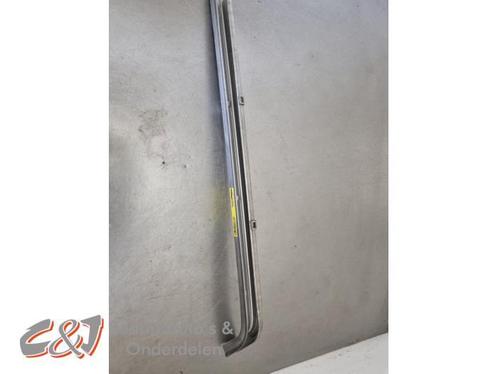 Schuifdeur Rail rechts van een Volkswagen Caddy, Auto-onderdelen, Carrosserie, Volkswagen, Gebruikt, 3 maanden garantie, Ophalen of Verzenden