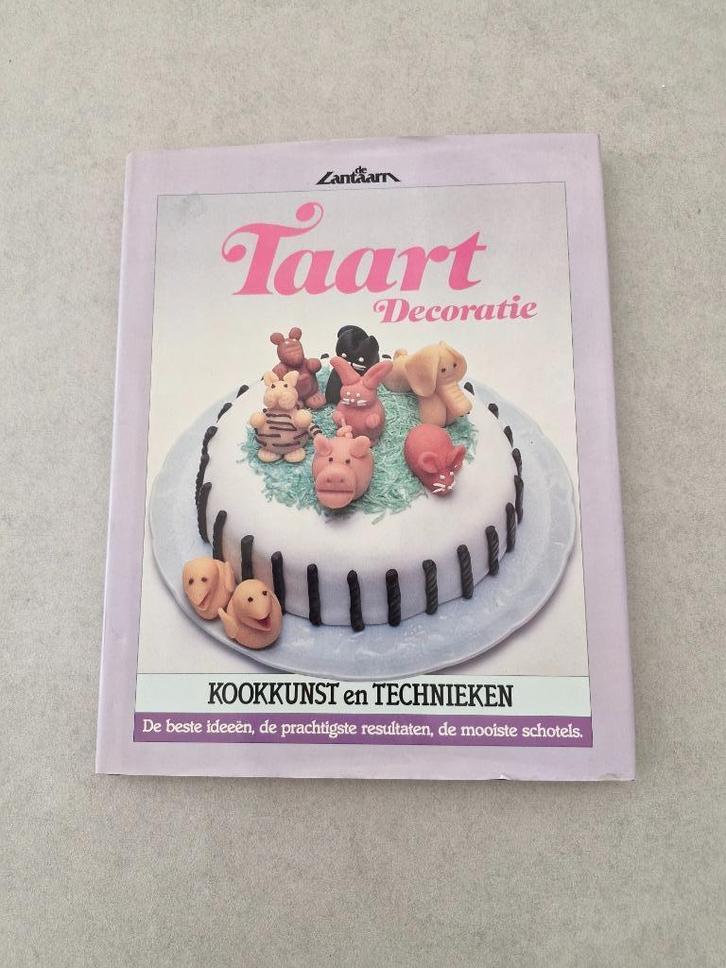 Taart Decoratie, Hobby en Vrije tijd, Taarten en Cupcakes maken, Zo goed als nieuw, Boek of Tijdschrift, Taarten, Ophalen of Verzenden