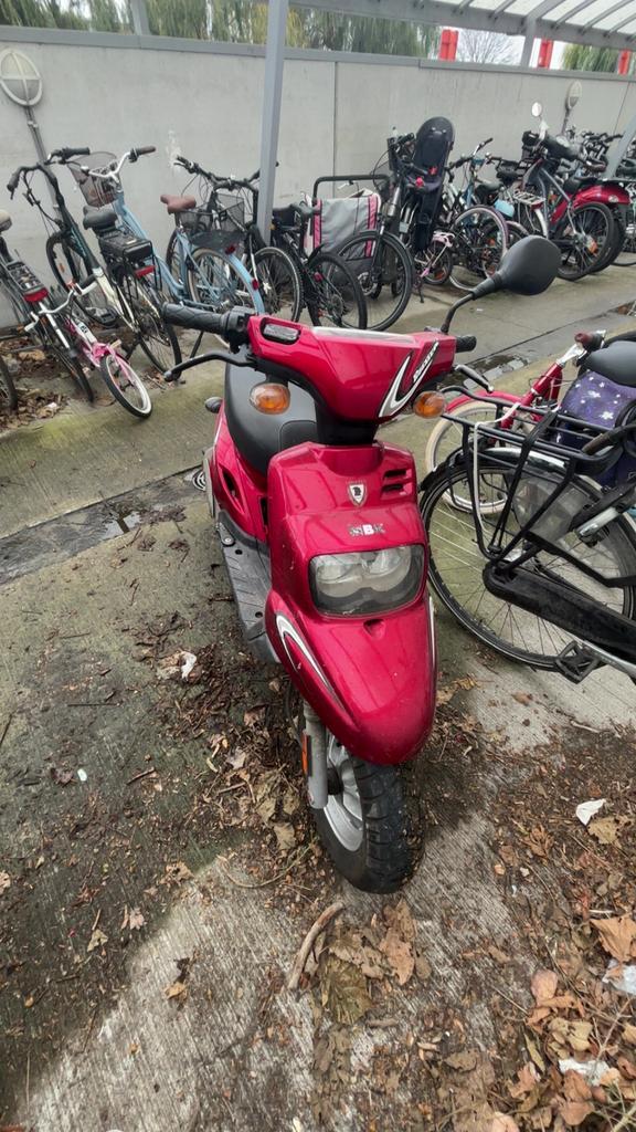 Mbk booster a klasse 50cc, Fietsen en Brommers, Snorfietsen en Snorscooters, Gebruikt, Ophalen
