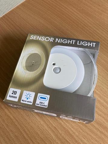 Gezocht: Nachtlichtje oplaadbaar (Action/Bol/...) beschikbaar voor biedingen