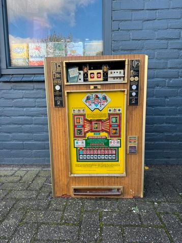 Oude Duitse Gokkast / Project beschikbaar voor biedingen