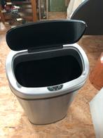 TE KOOP: Electronische vuilbak (2 stuks beschikbaar), Ophalen, Zo goed als nieuw, Inox