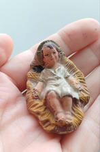 Antiek Jezus in kribbe, Antiek en Kunst, Antiek | Religieuze voorwerpen, Ophalen of Verzenden