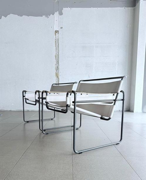 2X Vintage Original Wassily B3 Armchairs By Marcel Breuer, Huis en Inrichting, Zetels | Zetels, Gebruikt, Leer, Ophalen
