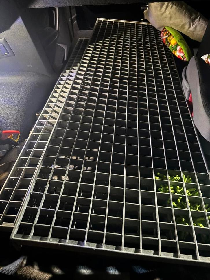 Liste de presse/calendrier, Bricolage & Construction, Métaux, Utilisé, Autres métaux, Enlèvement