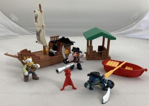 Ensemble de poupées figurines Pirates des Caraïbes des parcs, Enfants & Bébés, Jouets | Figurines, Utilisé, Enlèvement ou Envoi