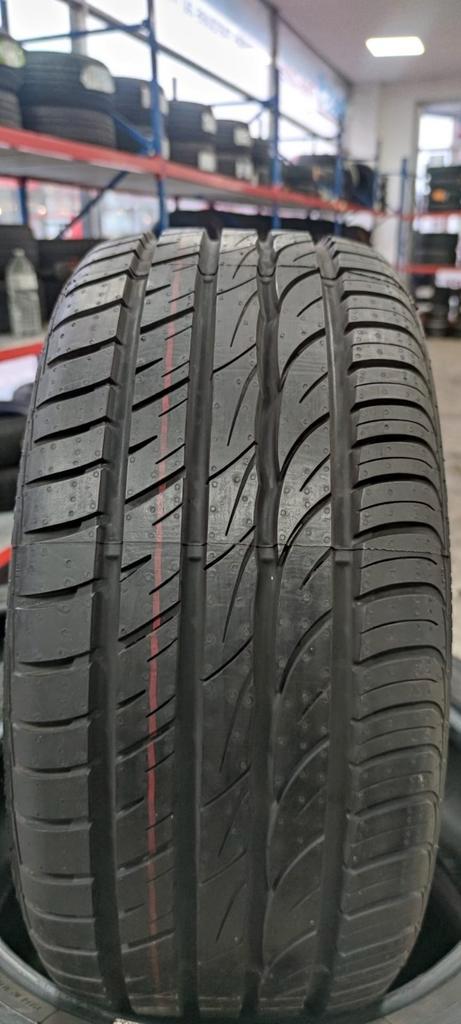 21540r16 215 40 r16 215/40/r16 Barum nouveau avec montage, Auto-onderdelen, Overige Auto-onderdelen, Ophalen of Verzenden