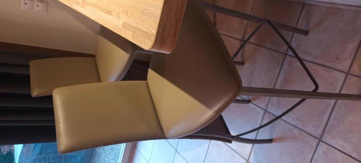 2 chaises hautes en cuir, Huis en Inrichting, Stoelen, Gebruikt, Eén, Leer, Ophalen