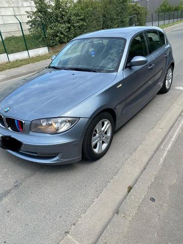 BMW 118 i 09/2007 CLEAN 2 sleutels beschikbaar voor biedingen