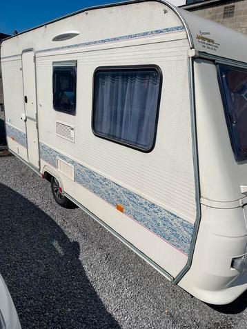Adria atica 430dd met grote voortent, Caravans en Kamperen, Caravans, Particulier, Adria