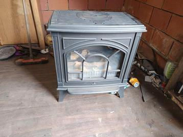 Gaskachel te hoop zo goed als nieuw, Huis en Inrichting, Ophalen, Zo goed als nieuw, Gaskachel