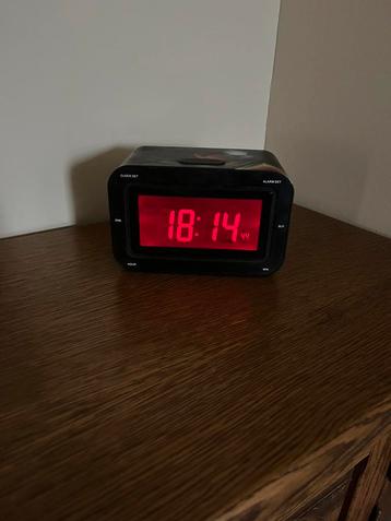 Réveil numérique en bon état, marque : bigben, Enlèvement, Comme neuf, Digital