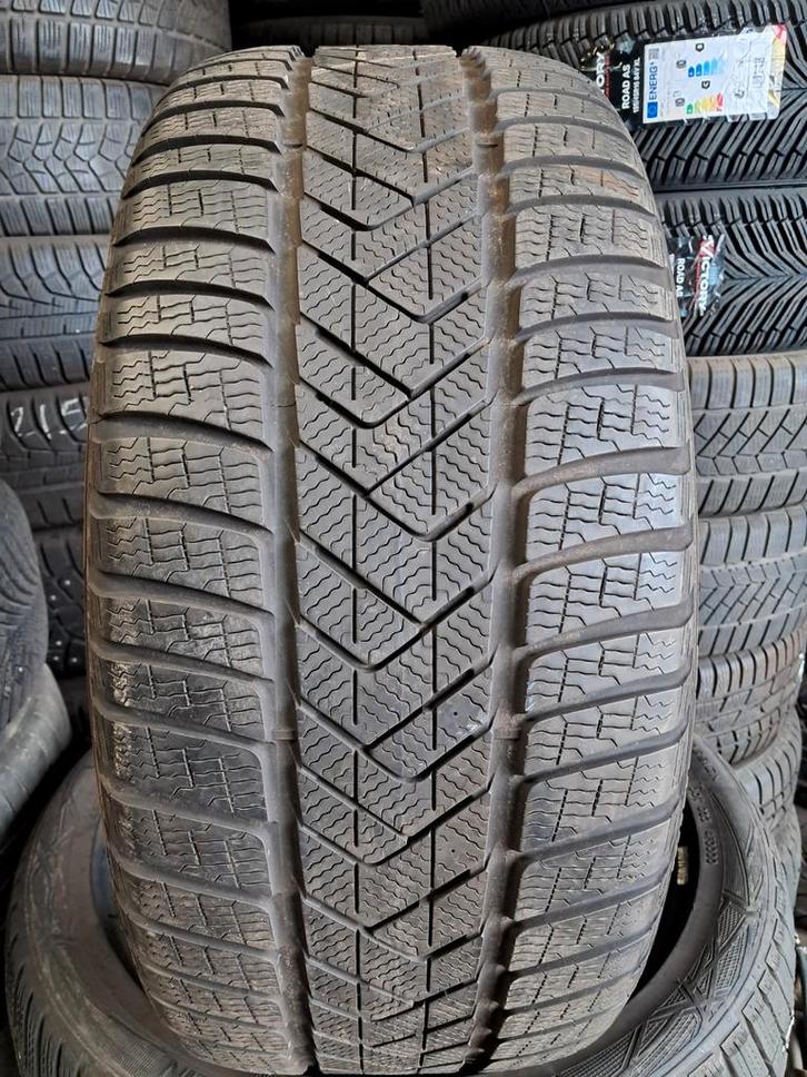 2754018 275/40/18 275/40r18 hiver, Autos : Pièces & Accessoires, Commande, Audi, BMW, Citroën, Daihatsu, Fiat, Ford, Honda, Jeep