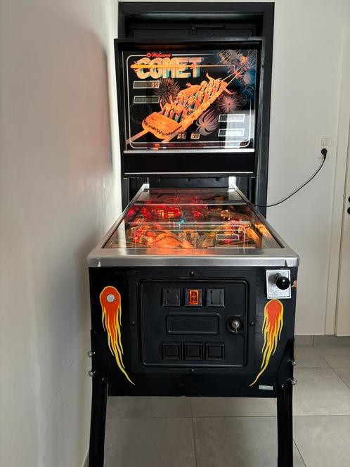 100% speelklaar | Flipperkast Pinball Comet, Verzamelen, Automaten | Flipperkasten, Zo goed als nieuw, Flipperkast, Williams, Ophalen of Verzenden