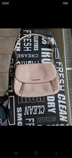 Schoudertas michael kors nieuw, Handtassen en Accessoires, Tassen | Rugtassen, Overige merken, Minder dan 30 cm, 25 tot 40 cm