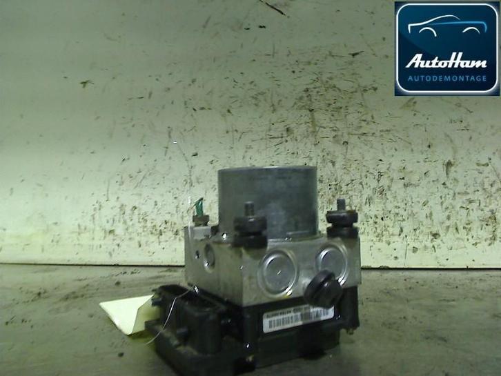 ABS POMP Renault Clio II Societe (SB) (01-1998/12-2012), Auto-onderdelen, Overige Auto-onderdelen, Renault, Gebruikt