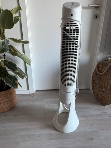 Toren ventilator (101 cm) beschikbaar voor biedingen