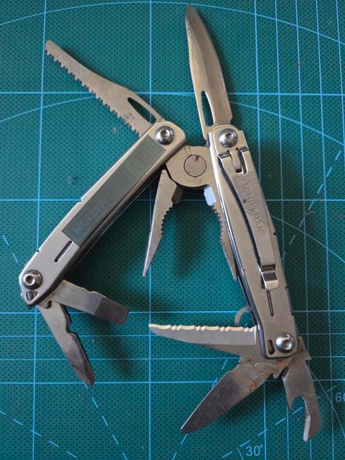 Leatherman sidekick, wingman, Caravans en Kamperen, Kampeergereedschap, Zo goed als nieuw, Ophalen of Verzenden