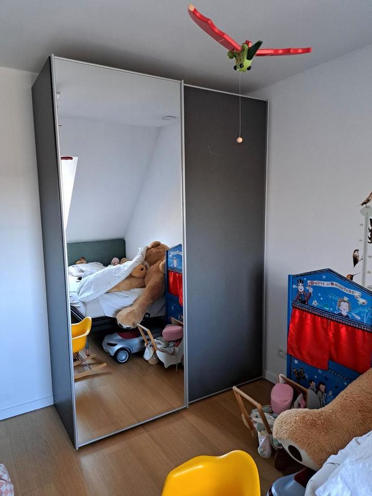 Kleerkast met 2 schuifdeuren en spiegel, Huis en Inrichting, Kasten | Kleerkasten, Ophalen