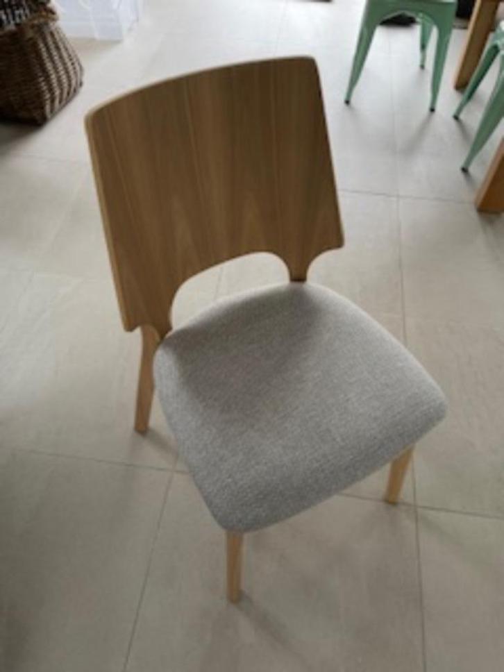 Lot de 4 chaises de salle à manger - Etat neuf, Huis en Inrichting, Stoelen, Nieuw, Vier, Hout, Stof, Overige kleuren, Ophalen