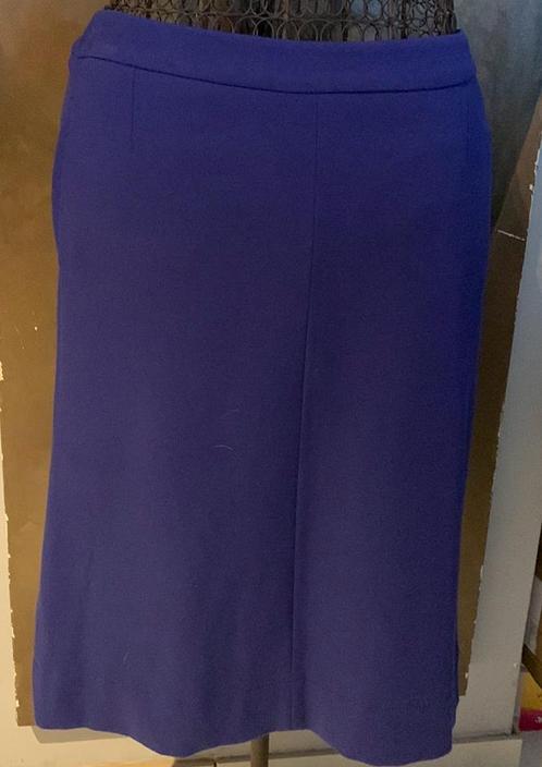 Belle jupe bleue haute Mayerline 48 État neuf, Vêtements | Femmes, Grandes tailles, Comme neuf, Jupe, Autres couleurs, Enlèvement ou Envoi