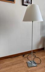 Lampadaire Costanza Aluminium blanc Luceplan, Maison & Meubles, Lampes | Lampadaires, Autres matériaux, Utilisé