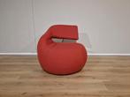 Leolux Gisa Draaifauteuil - Rood - Stof - Design - ZGAN, Rouge, Enlèvement ou Envoi, Comme neuf, Leolux, design, rood, draaifauteuil, jori, rolf benz, vitra