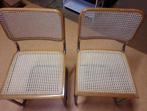 2 stalen/rotan stoelen (Cantilever/Edith), Huis en Inrichting, Overige Huis en Inrichting, Zo goed als nieuw, Ophalen