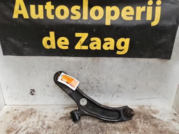 Draagarm links-voor van een Suzuki Swift beschikbaar voor biedingen
