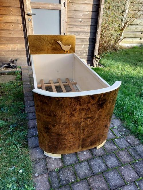 Art Deco baby kinderbedje met nieuwe lattenbodem crib, Antiek en Kunst, Antiek | Meubels | Bedden, Ophalen