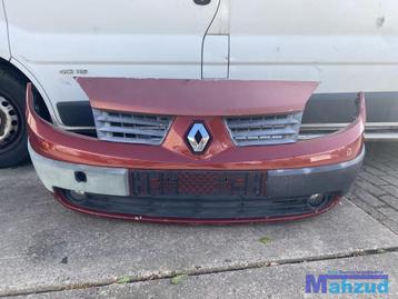RENAULT SCENIC 2 TEB76 Rood voorbumper bumper 2004-2009 beschikbaar voor biedingen