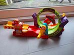 Toet toet auto's race en stunt looping, Kinderen en Baby's, Ophalen, Zo goed als nieuw