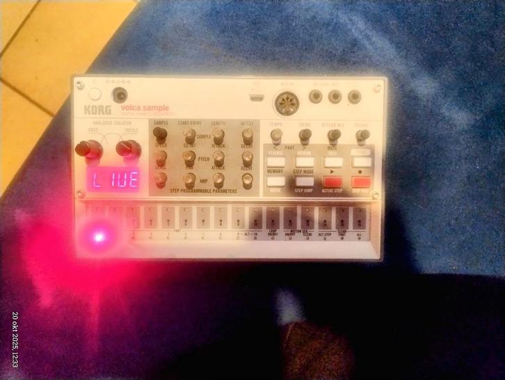 Korg Volca Samples 2, Muziek en Instrumenten, Samplers, Zo goed als nieuw, Ophalen